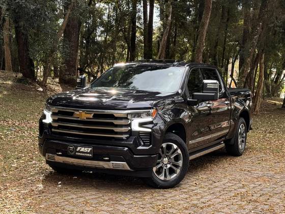 CHEVROLET SILVERADO 5.3 V8 GASOLINA 1500 HIGH COUNTRY 4X4 AUTOMÁTICO